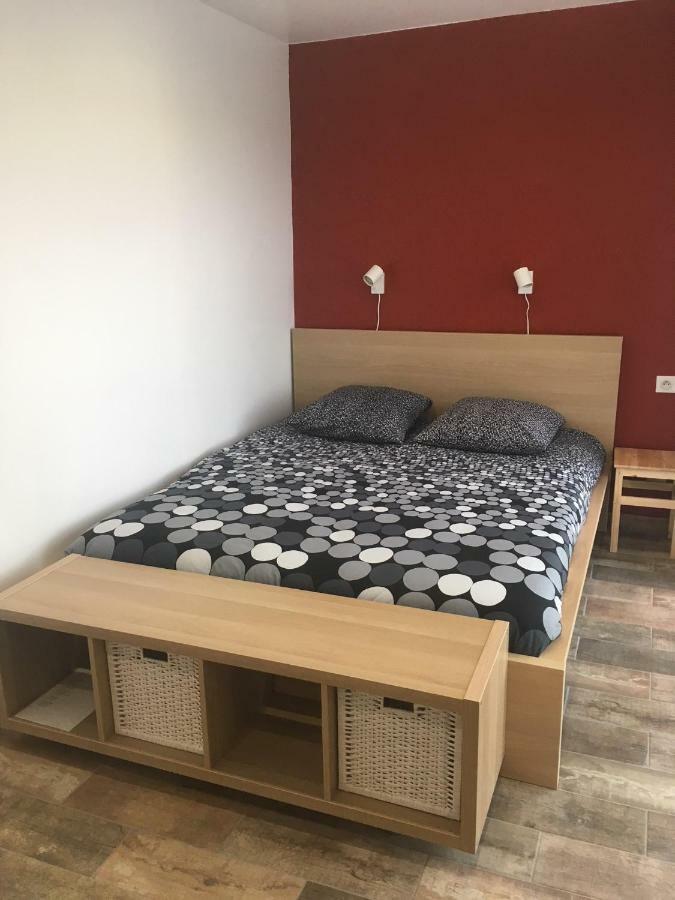 Les Condamines Bed and Breakfast Antoingt Εξωτερικό φωτογραφία