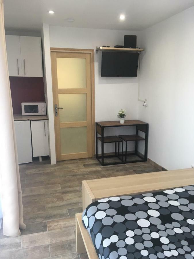 Les Condamines Bed and Breakfast Antoingt Εξωτερικό φωτογραφία